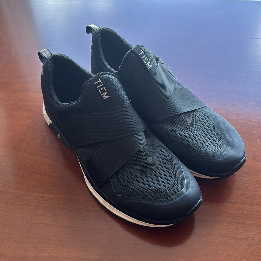 TIEM Slipstream Indoor Cycling Shoes Black Size 8.5